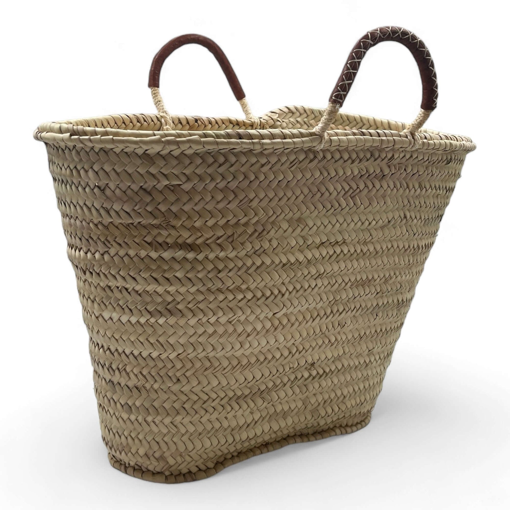 Capazo de palma con asas de cuero, ideal para la playa y uso diario, perfecto para almacenar esenciales.
