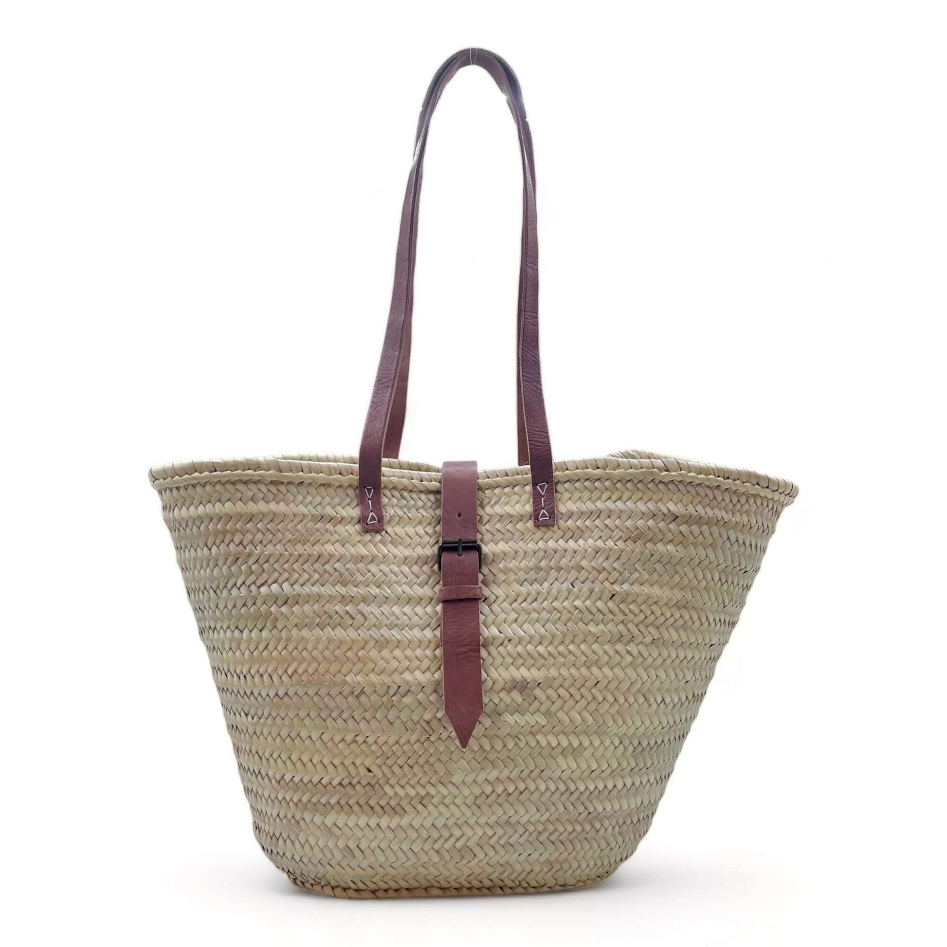 Bolso de palma de hombro con cierre de hebilla.