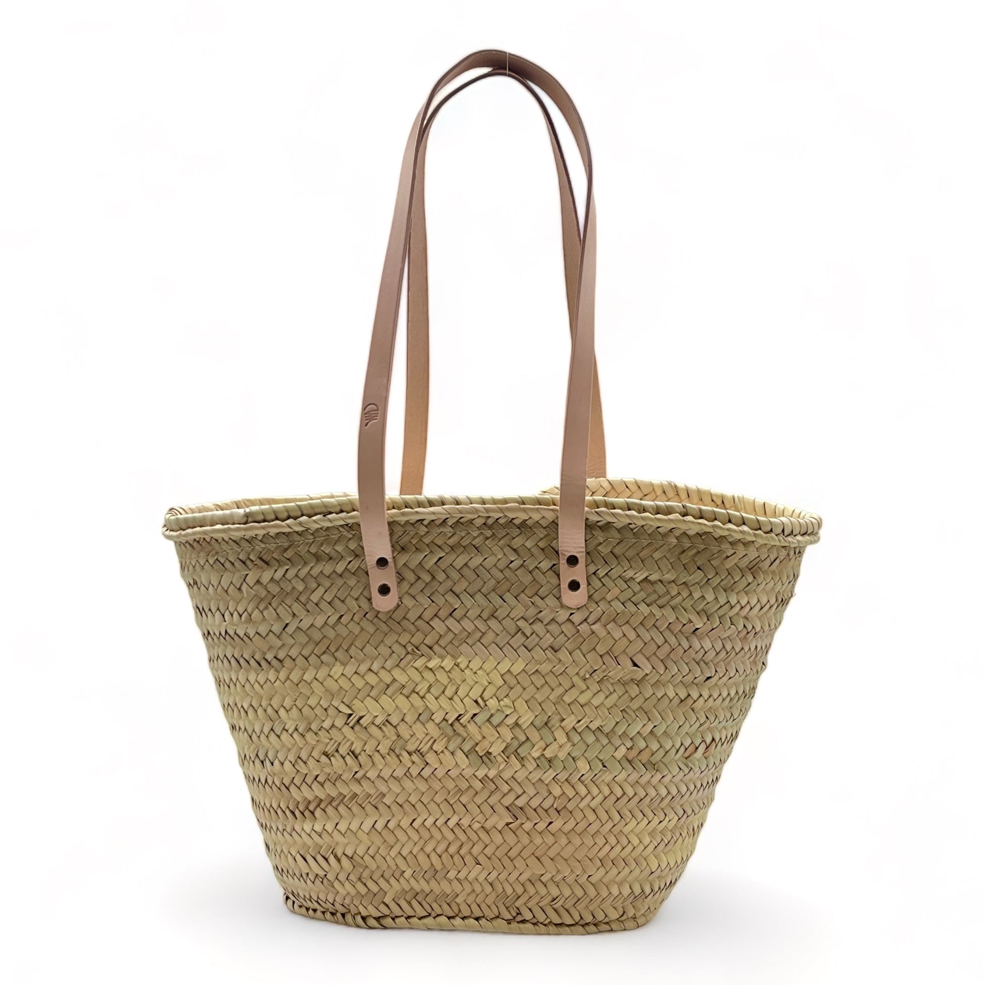 Capazo de palma para hombro con dos asas de cuero y con cremallera, ideal para llevar tus esenciales con estilo.