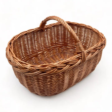 Panier plat en osier pour champignons.
