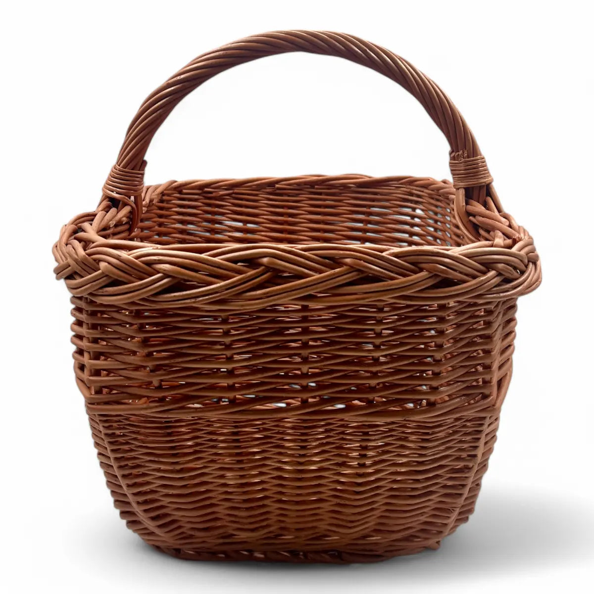 Cesta de Mimbre con forma Triangular ideal para almacenamiento