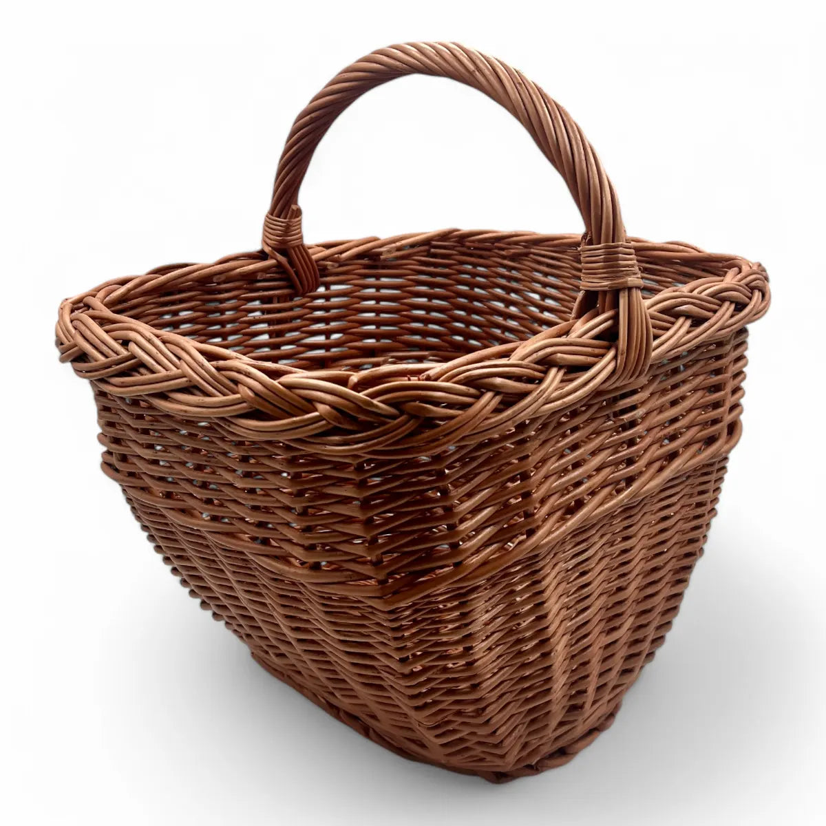 Cesta de Mimbre con forma Triangular ideal para almacenamiento